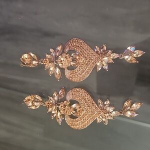 Vintage Rosegold Crystal Chandler Pierced Earrings